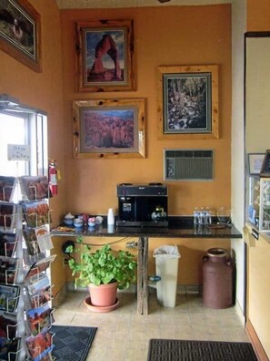 Reception - Color Country Motel (Panguitch)