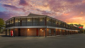 Unclassified image, 2 of 22, button - Red Roof Inn & Suites Swansea (Swansea)