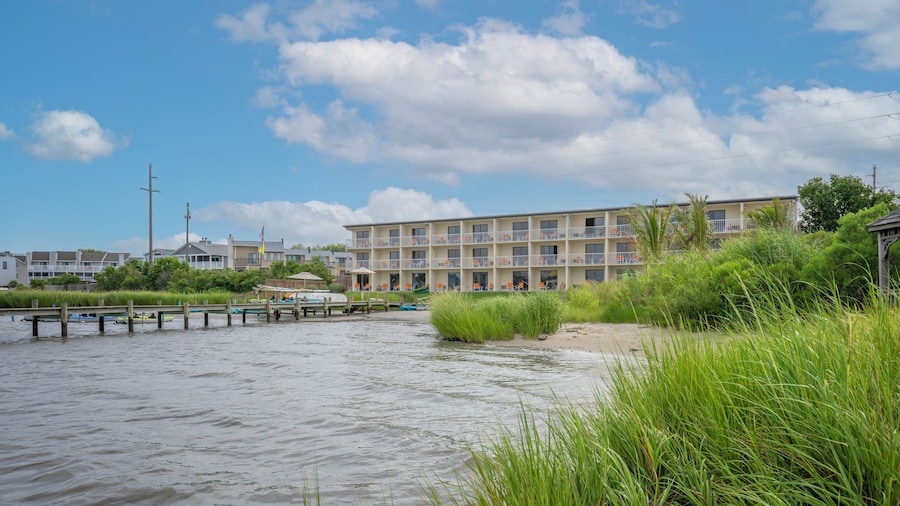 The Bay Resort