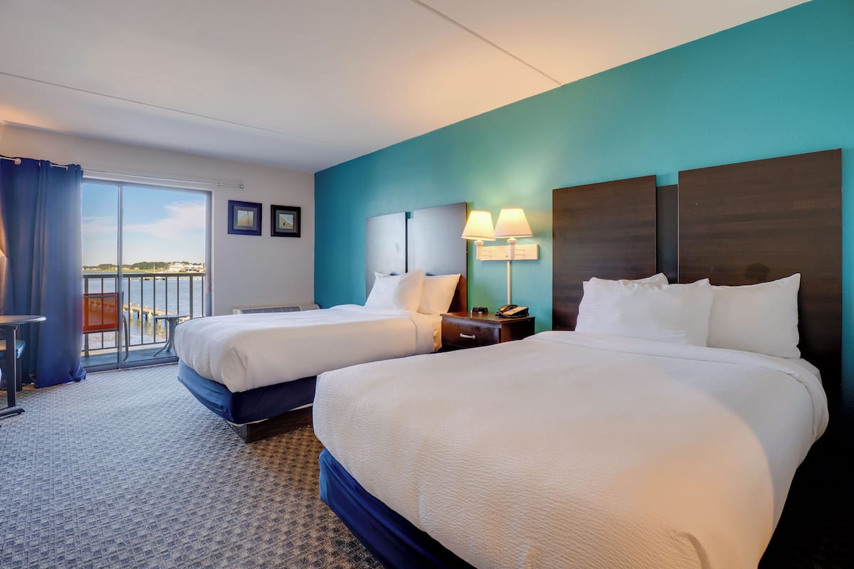 Bayside Room, 2 Double Beds, Efficiency | Blackout drapes, iron/ironing board, free WiFi, bed sheets
