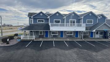 Standard-Doppelzimmer, 2 Doppelbetten | Ausblick vom Zimmer