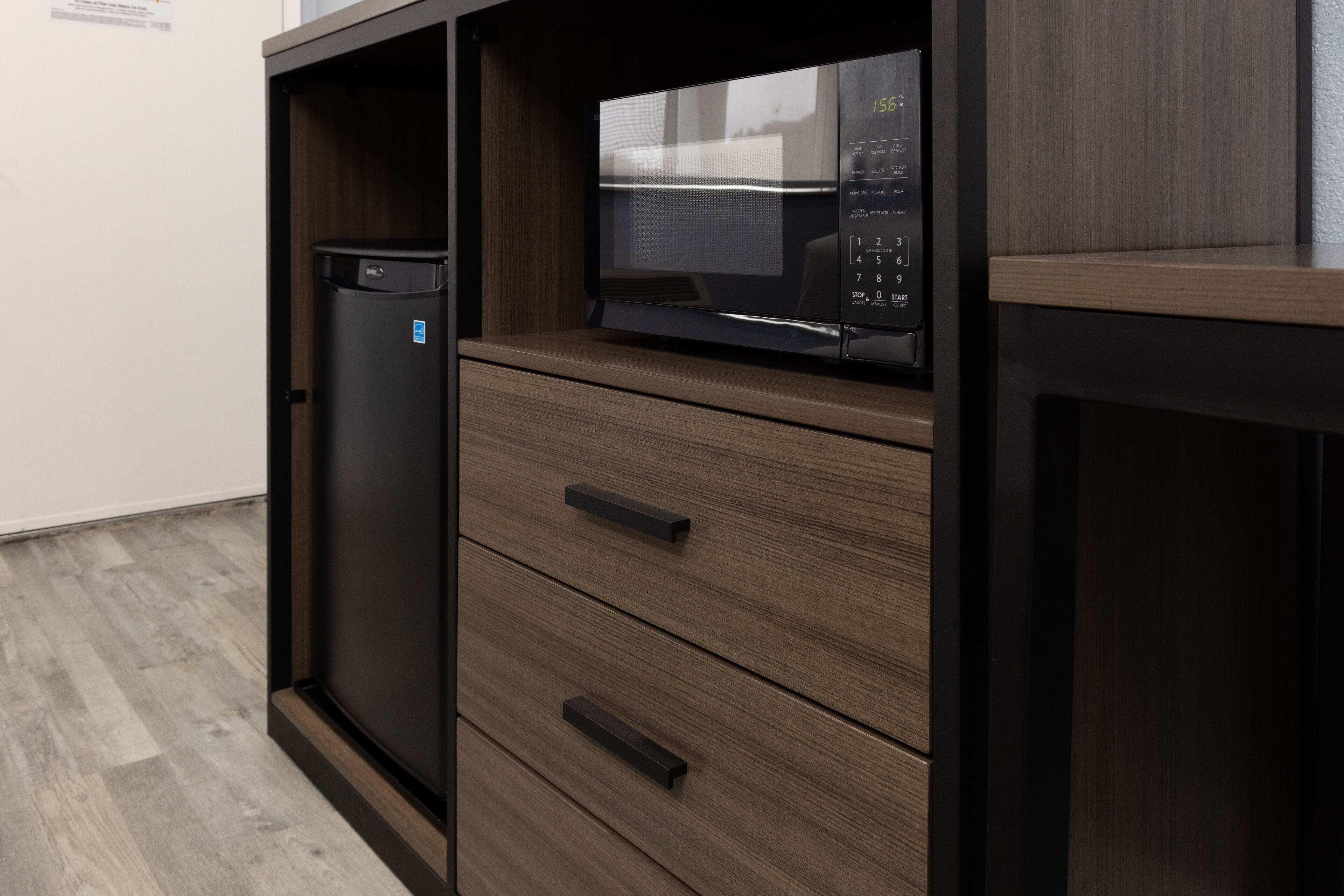 Down comforters, blackout drapes, free WiFi, bed sheets