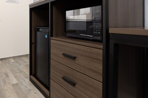 Down duvets, blackout curtains, free WiFi, bed sheets