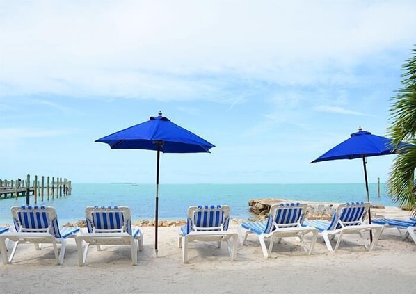 Private beach, sun-loungers, beach umbrellas, beach towels