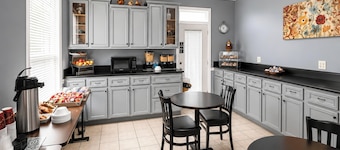Plantation Oaks Suites & Inn Millington