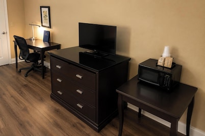 Plantation Oaks Suites & Inn Millington