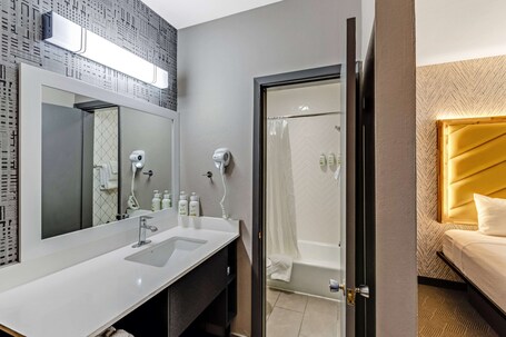 The Wander Hotel, a Ramada by Wyndham - Image 17