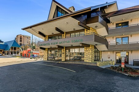 The Wander Hotel, a Ramada by Wyndham - Image 9