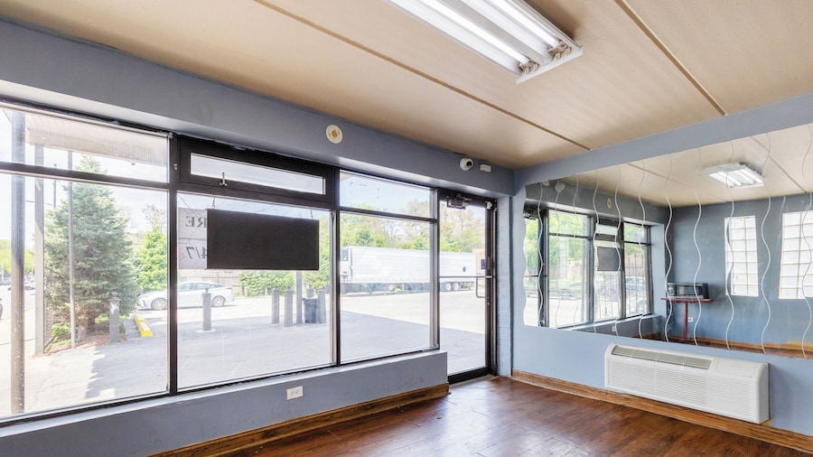 Best Motel By OYO Chicago I-90