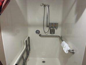 Comfort Single Room, 1 King Bed, Mobility Accessible, Non Smoking | Bathroom