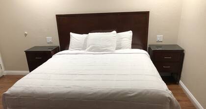 American Inn Ontario