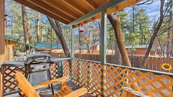 Acorn | Terrace/patio