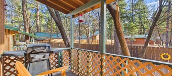 Whispering Pine Cabins