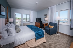 Room, 1 King Bed, Balcony, Harbor View | Hypo-allergenic bedding, desk, iron/ironing board, free WiFi