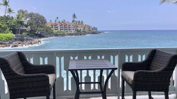 Deluxe kamer, 1 kingsize bed, veranda, uitzicht op zee | Terras