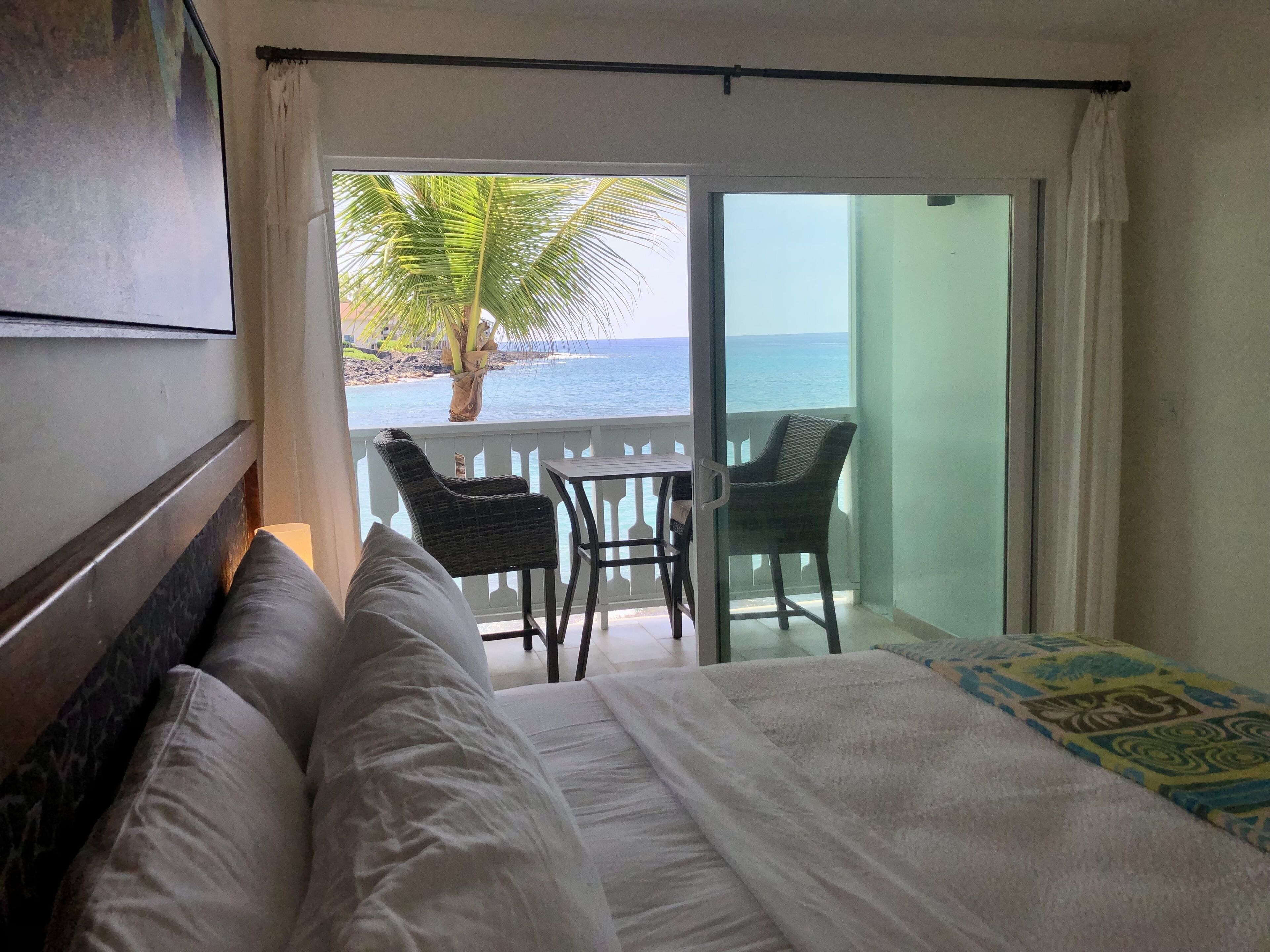 junior room, 1 king bed, lanai, ocean view, 2nd floor | view from room
