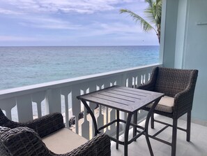 1 King Bed, Lanai, Ocean View, 2nd Floor | Terrace/patio - Kona Tiki Hotel  (Kailua-Kona)
