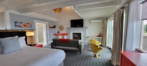 Junior Suite 3rd fl stairs access only | Iron/ironing board, bed sheets