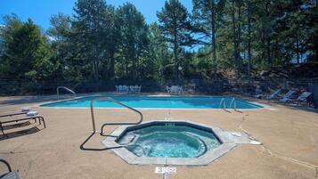 Alberca al aire libre por temporada