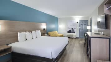 Rom – standard, 1 kingsize-seng | Skrivebord, strykejern/-brett, wi-fi (inkludert) og sengetøy