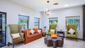 Sala de estar en el lobby