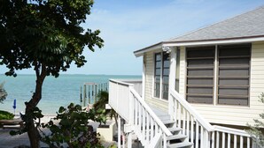 Unclassified image, 4 of 45, button - Topsider Resort (Islamorada)