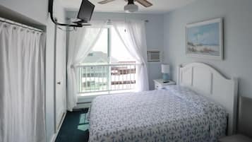 Chambre, 1 grand lit (Ocean Front View) | Wi-Fi gratuit, draps fournis