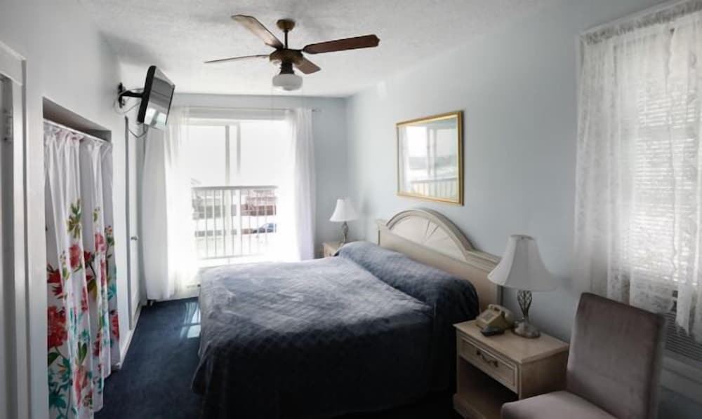 Mayfair Hotel by null