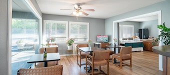 Pullman Garden Inn