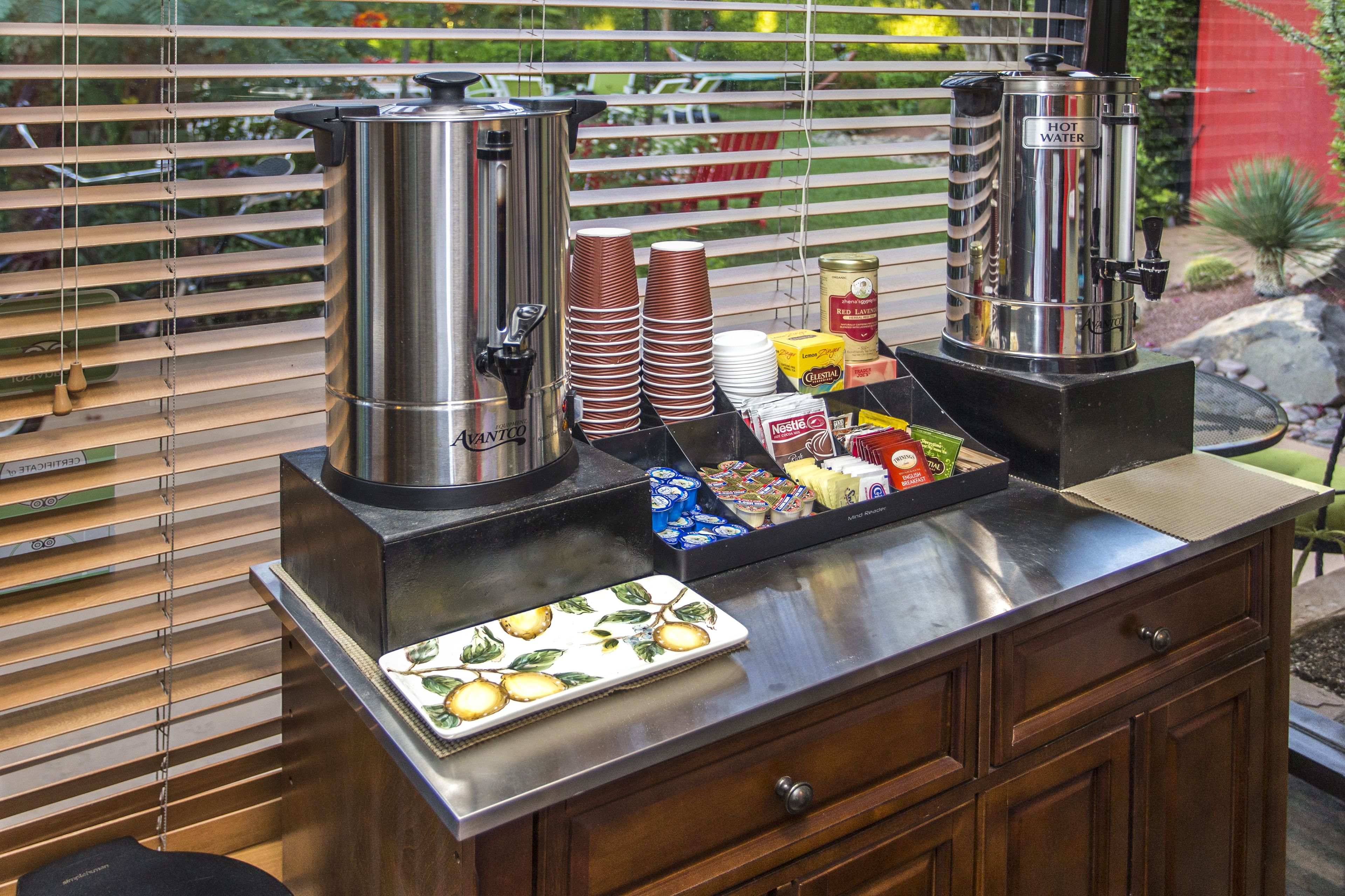 Photo - Desert Riviera Hotel