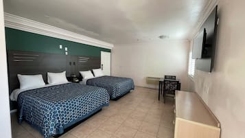 Standard-Doppelzimmer, 2 Queen-Betten, Nichtraucher | Hochwertige Bettwaren, kostenloses WLAN, Bettwäsche, Rollstuhlgeeignet