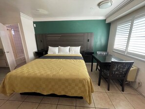 Premium bedding, free WiFi, bed sheets, wheelchair access - Diamond INN (North Hills)