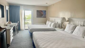 Quarto casal | Ferros/tábuas de passar roupa, roupa de cama