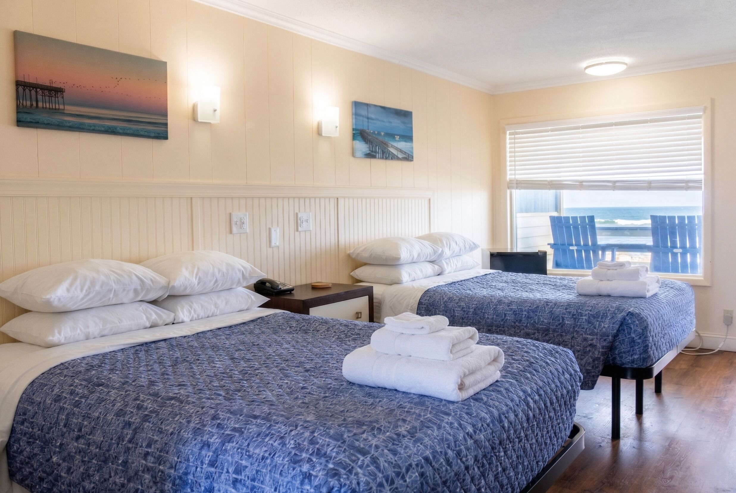 Executive Room, 2 Double Beds, Kitchenette, Oceanfront | Free WiFi, bed sheets