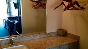 Wastafel kamar mandi