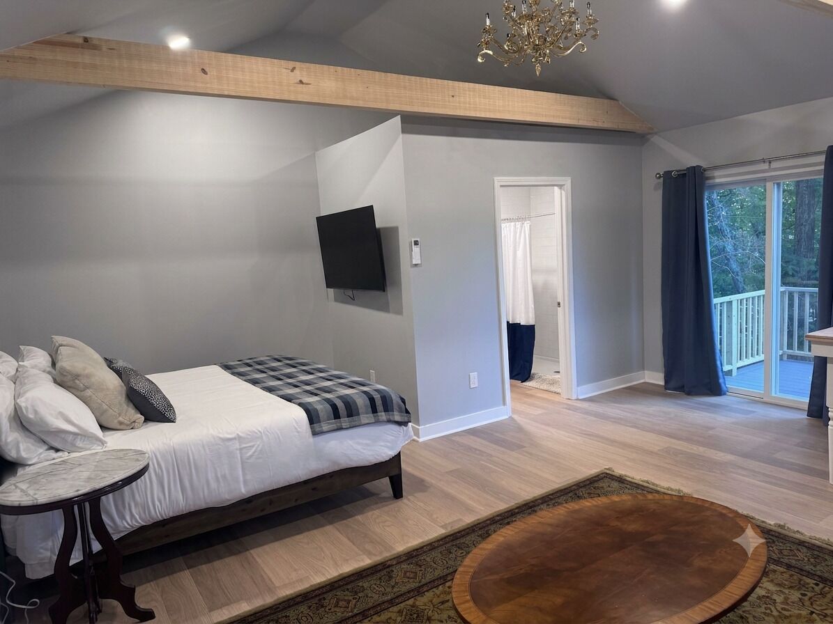 Room 02: Cottage Upstairs w/Deck | Frette Italian sheets, premium bedding, memory foam beds