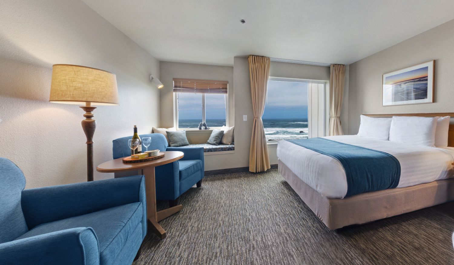 queen/queen, picture window | 1 bedroom, desk, laptop workspace, iron/ironing board