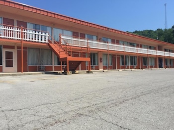 Daniel Boone Motor Inn