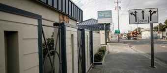 Pacific Inn