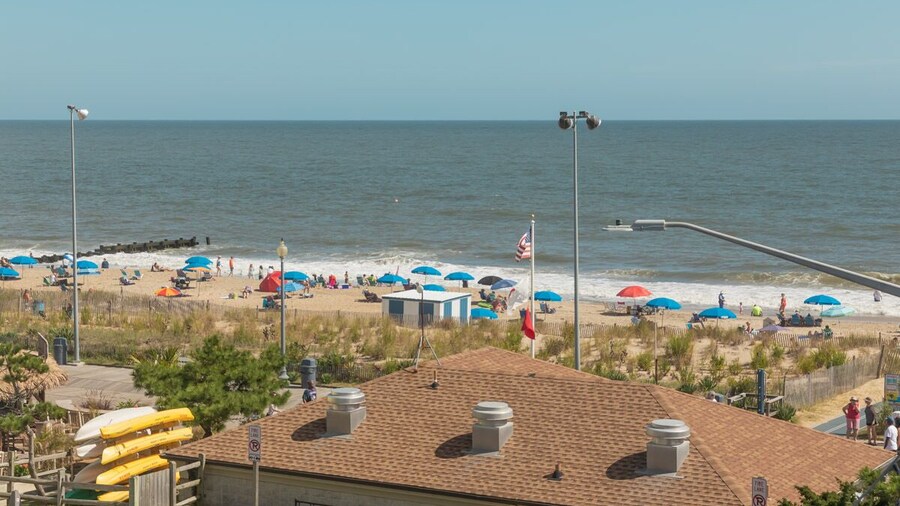 Admiral on Baltimore