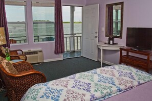 Habitación, 1 cama Queen size | Escritorio