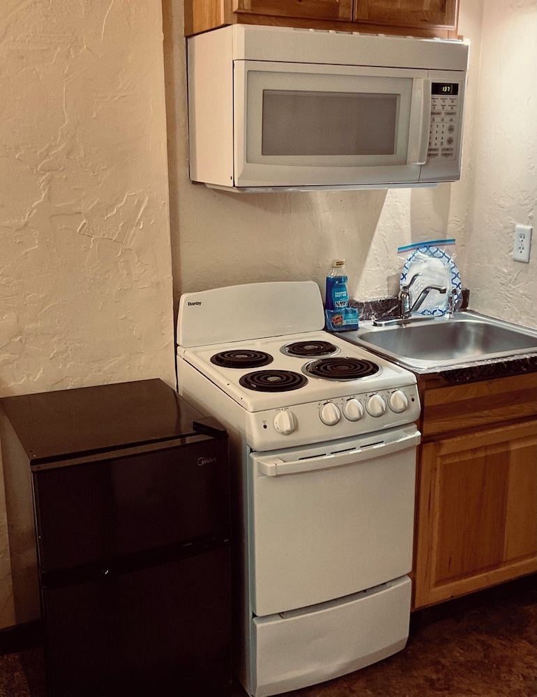 The Alaskan Hotel & Bar by null