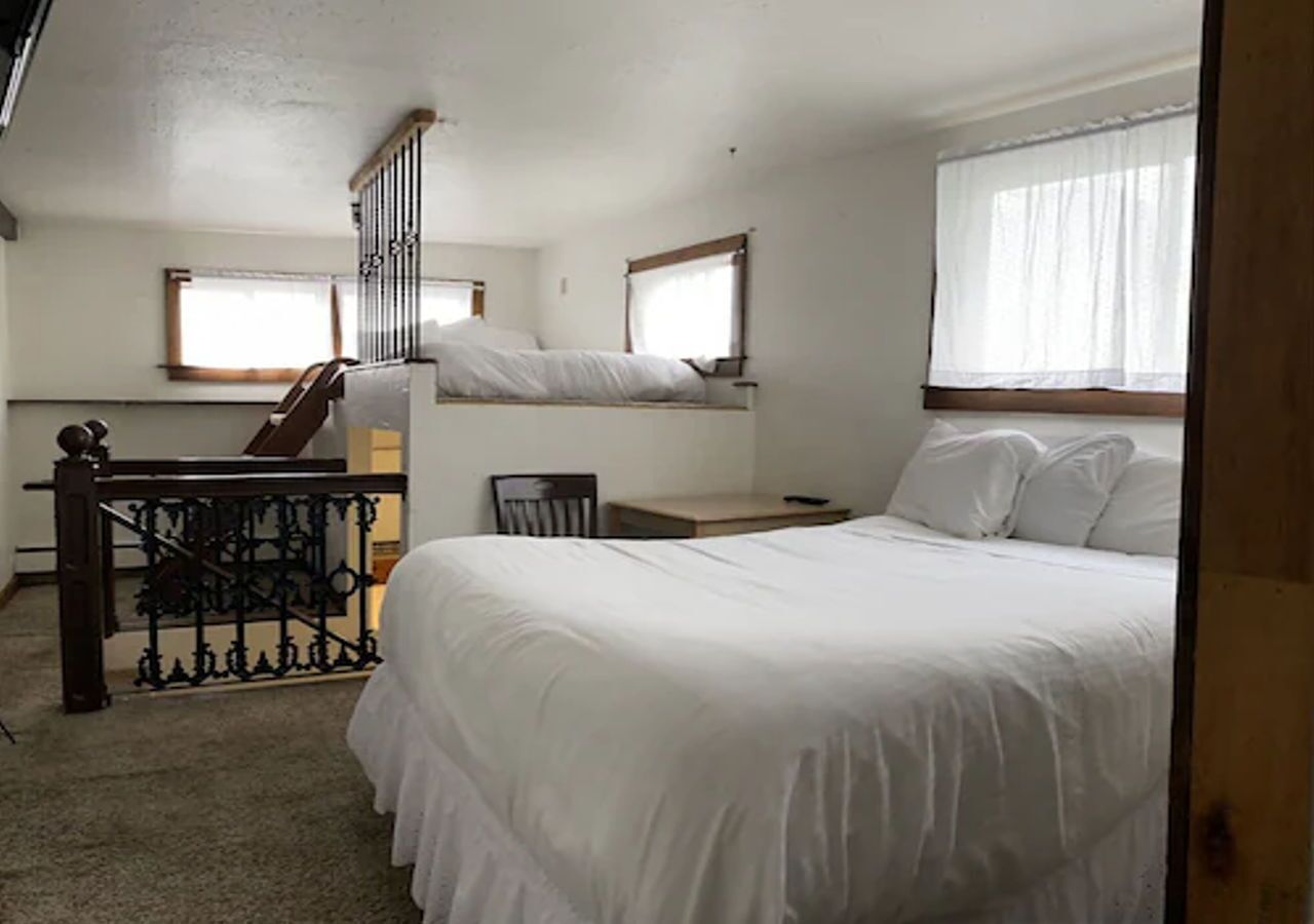 Family Studio | Blackout drapes, free WiFi, bed sheets