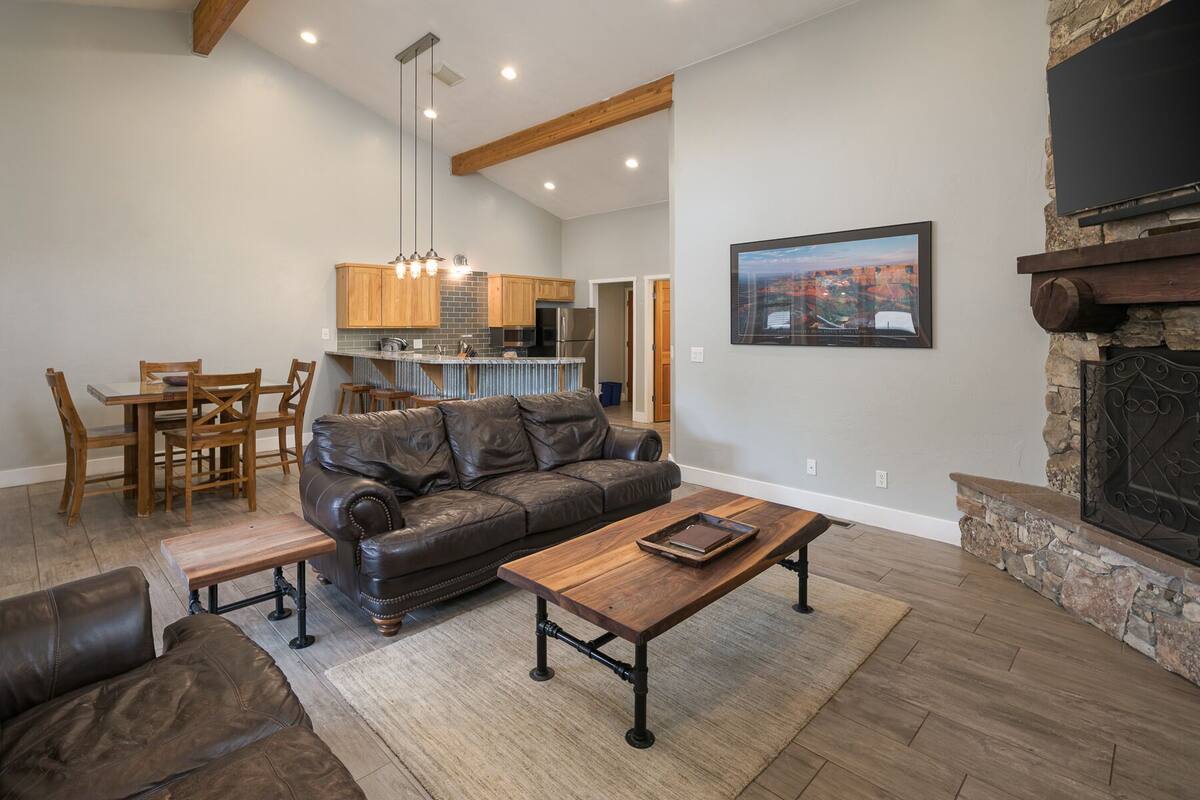 Unit 9 - Townhouse 3-Bedroom, Kitchen