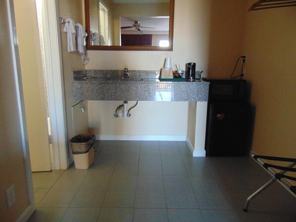 Fridge, microwave, coffee/tea maker