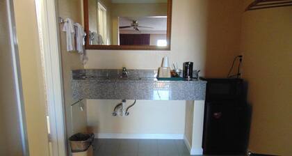 The Heart of Texas Motel