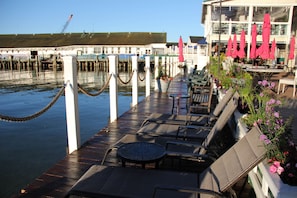 Terrace/patio - Chippewa Hotel Waterfront (Mackinac Island)