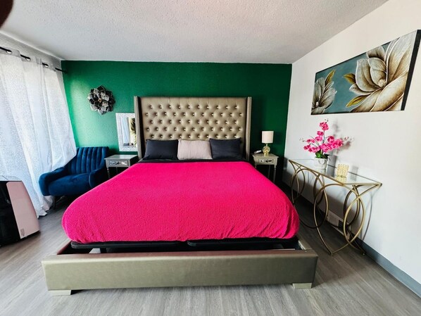 Individually decorated, desk, blackout curtains, free WiFi