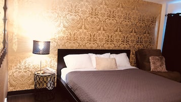 Standard Single Room, 1 King Bed | Individually decorated, desk, blackout drapes, free WiFi