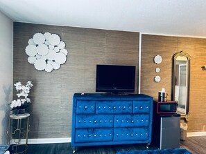 Individually decorated, desk, blackout curtains, free WiFi